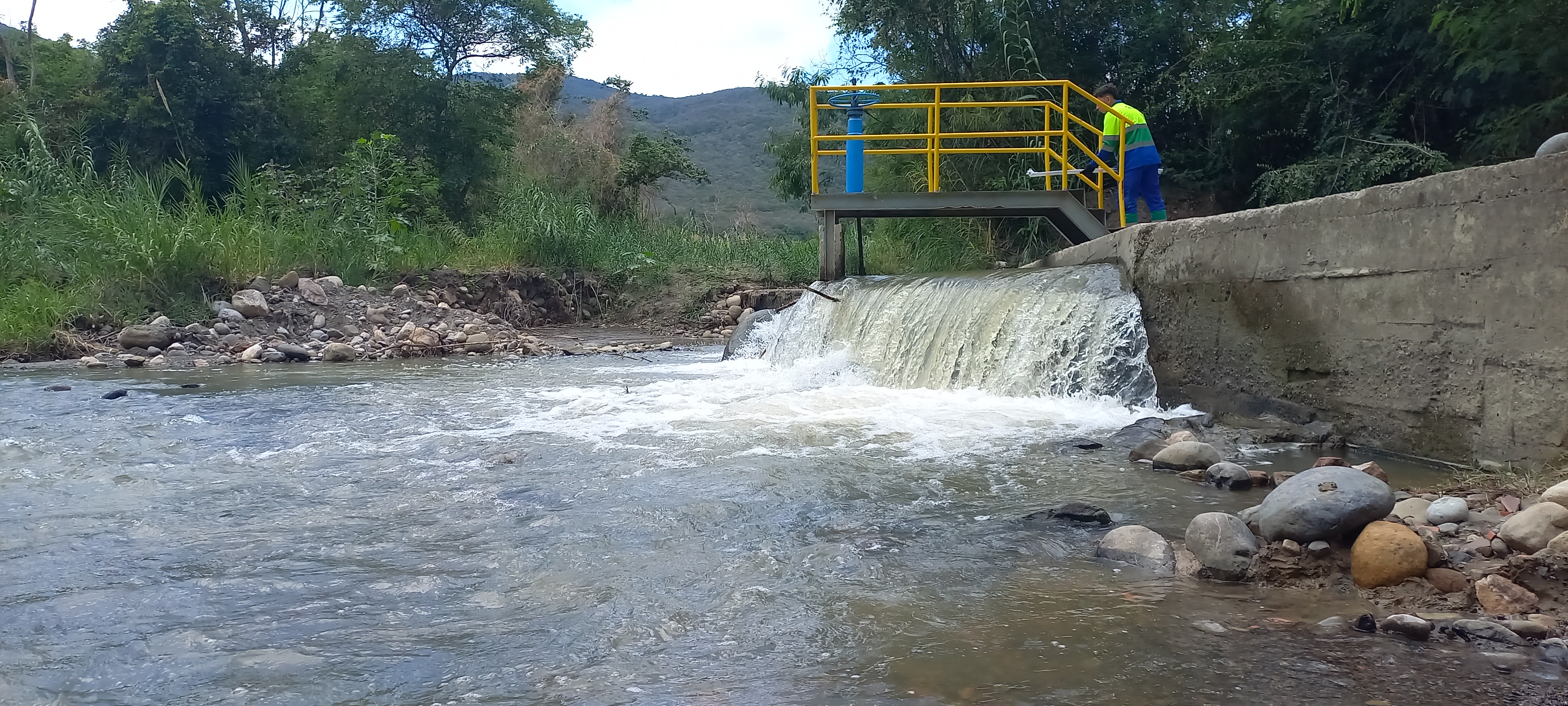 La autoridad ambiental en Norte de Santander ordenó la reducción en un 30% del caudal captado del río Táchira.