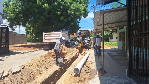 Aqualia inicia obra de optimización de la red matriz de acueducto en Flandes
