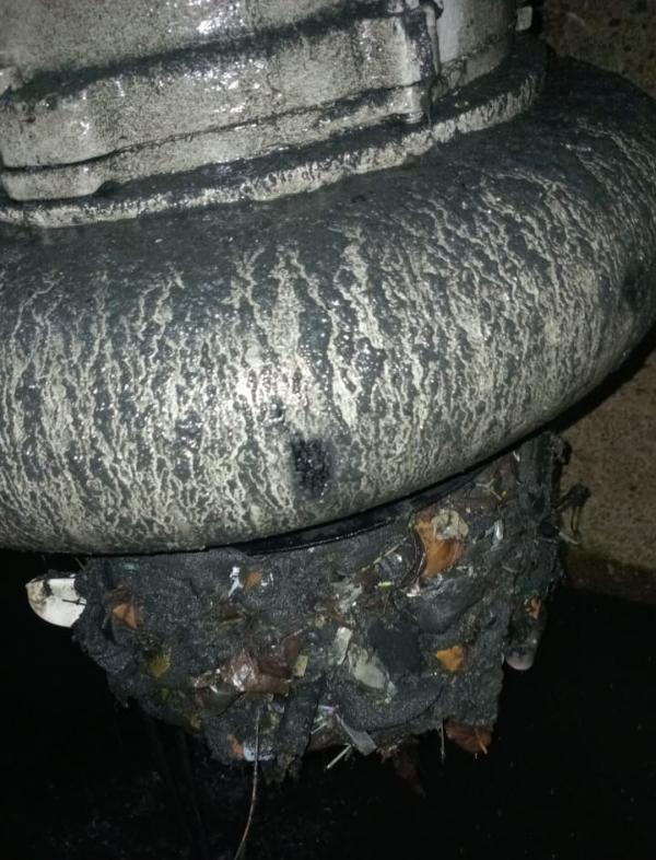 Sistema de alcantarillado enfrenta serias dificultades por lluvias y uso inadecuado