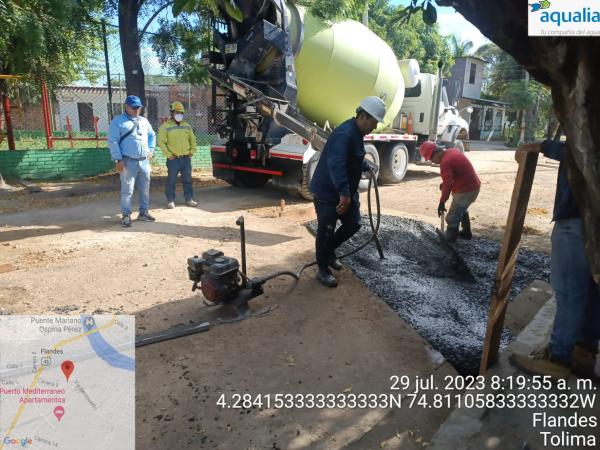Aqualia continúa con la pavimentación de vías donde se hizo reposición de redes de alcantarillado