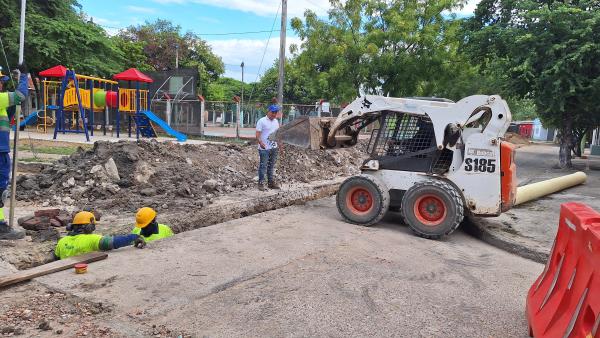 Iniciaron obras de reposición de alcantarillado de la carrera 9B con calle 5 y calle 6 del Bario La Paz en el municipio de Flandes