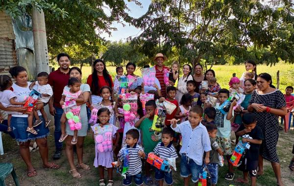 Aqualia entregó más de 9.800 regalos de Navidad a niños de 27 municipios del país