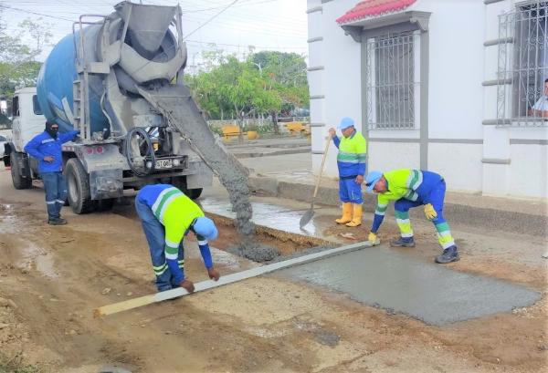 Aqualia  ejecuta obras de reposición  de pavimento en el municipio de  Lorica